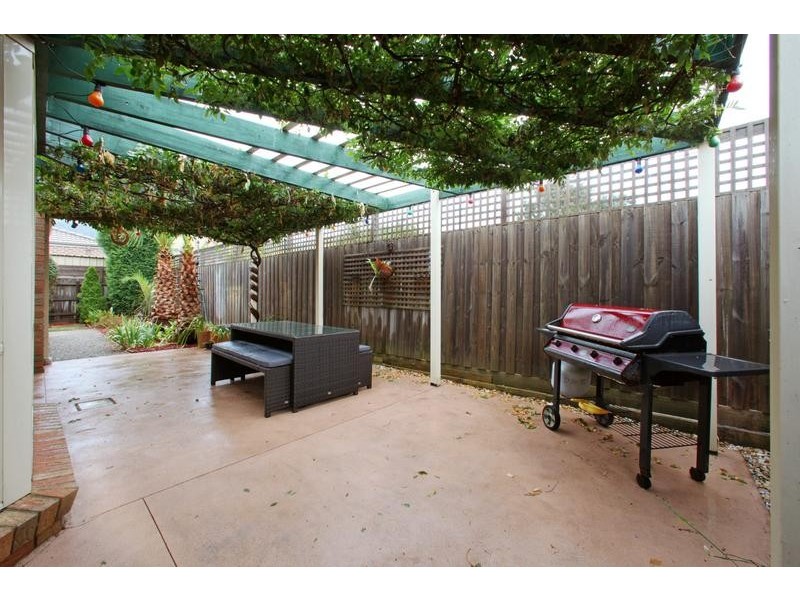 40 Whitecliffe Drive, Rowville VIC 3178