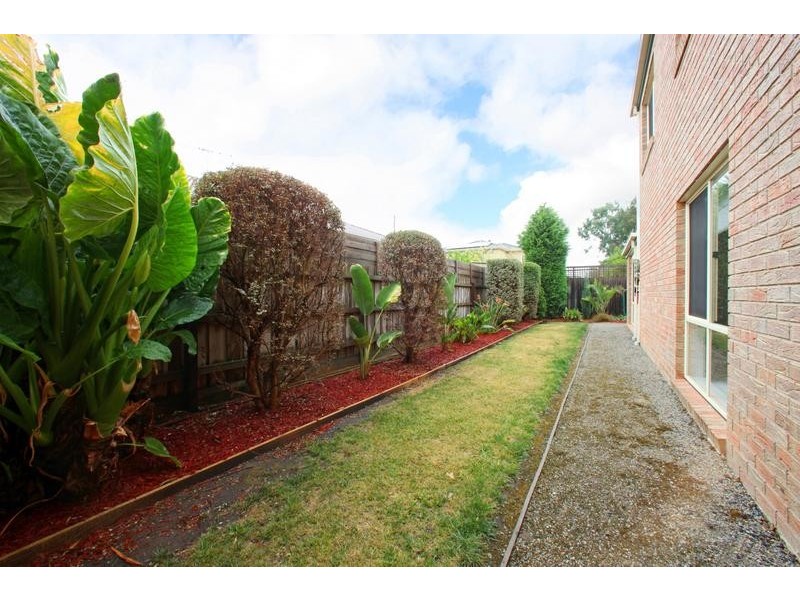 40 Whitecliffe Drive, Rowville VIC 3178