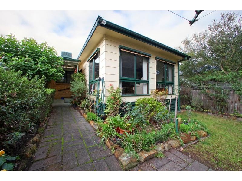 6 Elton Road, Ferntree Gully VIC 3156