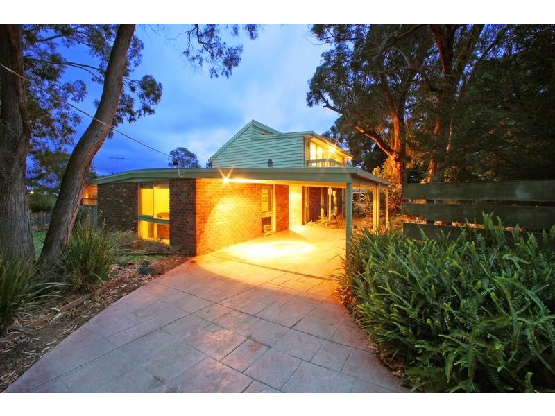 2 Norman Street, The Basin VIC 3154