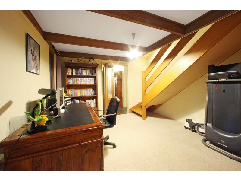 2 Norman Street, The Basin VIC 3154