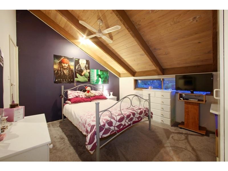 2 Norman Street, The Basin VIC 3154