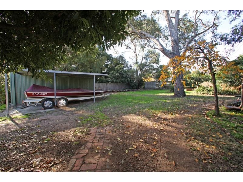 2 Norman Street, The Basin VIC 3154