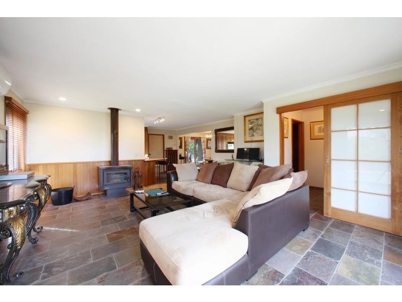 2/10 Oaks Court, Lysterfield South VIC 3156