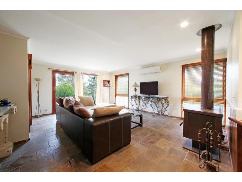 2/10 Oaks Court, Lysterfield South VIC 3156