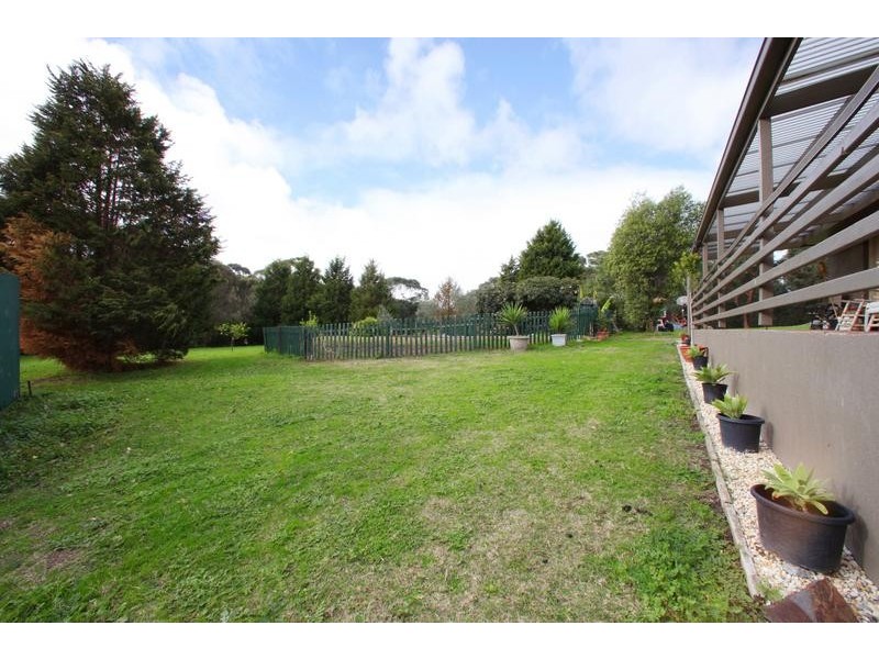 2/10 Oaks Court, Lysterfield South VIC 3156