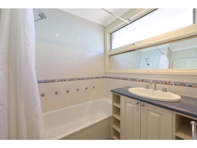 160 Taylors Lane, Rowville VIC 3178