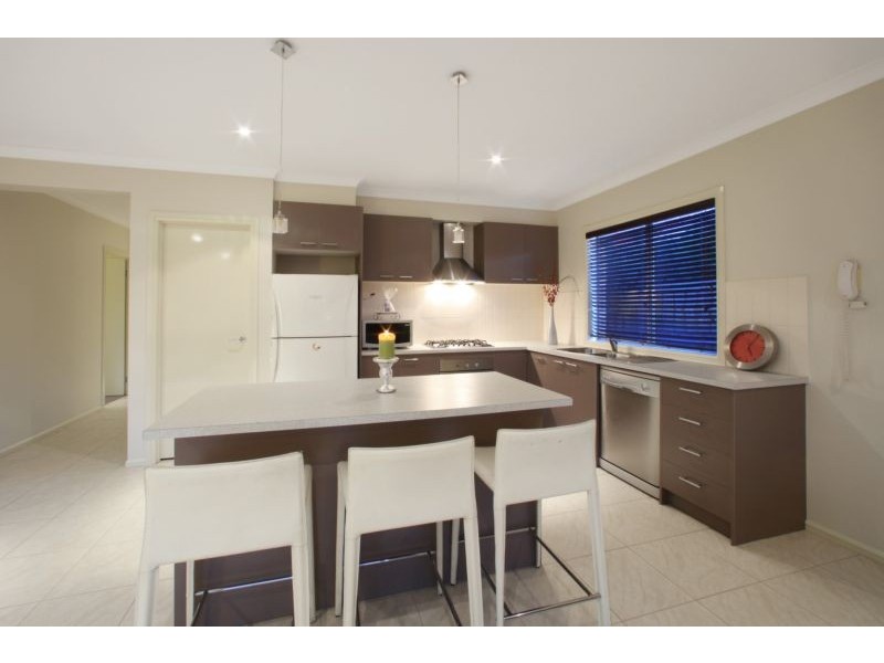 14 Sanctuary Crescent, Rowville VIC 3178