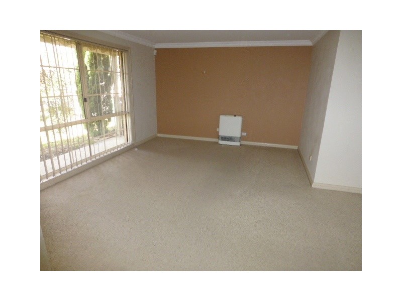 14 Elaine Place, Rowville VIC 3178