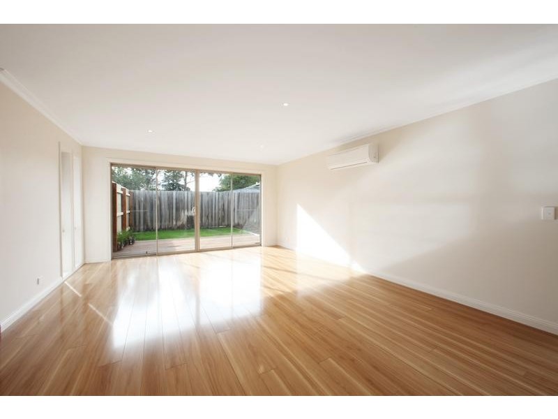 2/41 Deschamp Crescent, Rowville VIC 3178