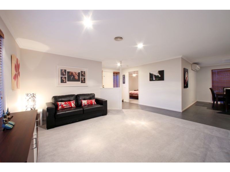 112 Fairway Drive, Rowville VIC 3178