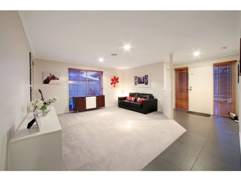 112 Fairway Drive, Rowville VIC 3178