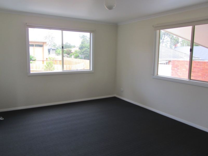 2/31 Doysal Avenue, Ferntree Gully VIC 3156