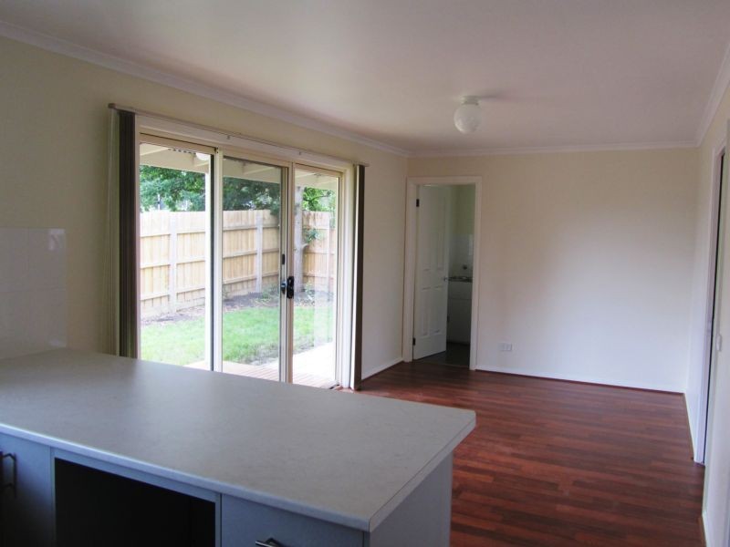 2/31 Doysal Avenue, Ferntree Gully VIC 3156