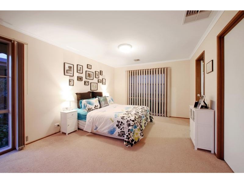 16 Caloola Court, Rowville VIC 3178