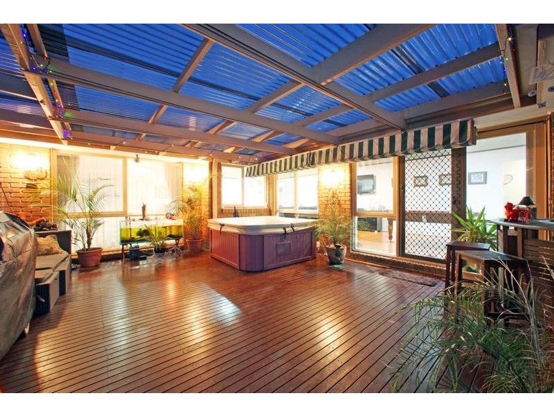 4 Heysen Close, Rowville VIC 3178