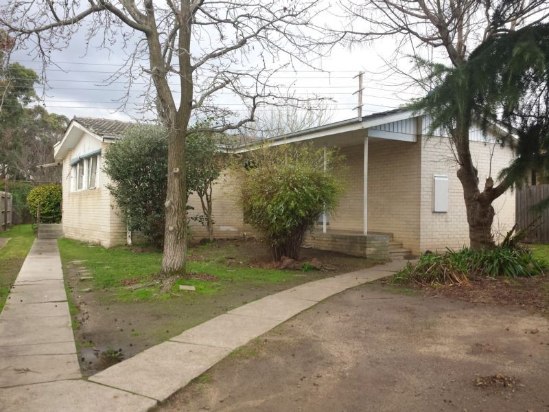 16 Longbourne Avenue, Notting Hill VIC 3168