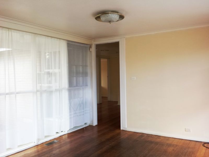 16 Longbourne Avenue, Notting Hill VIC 3168