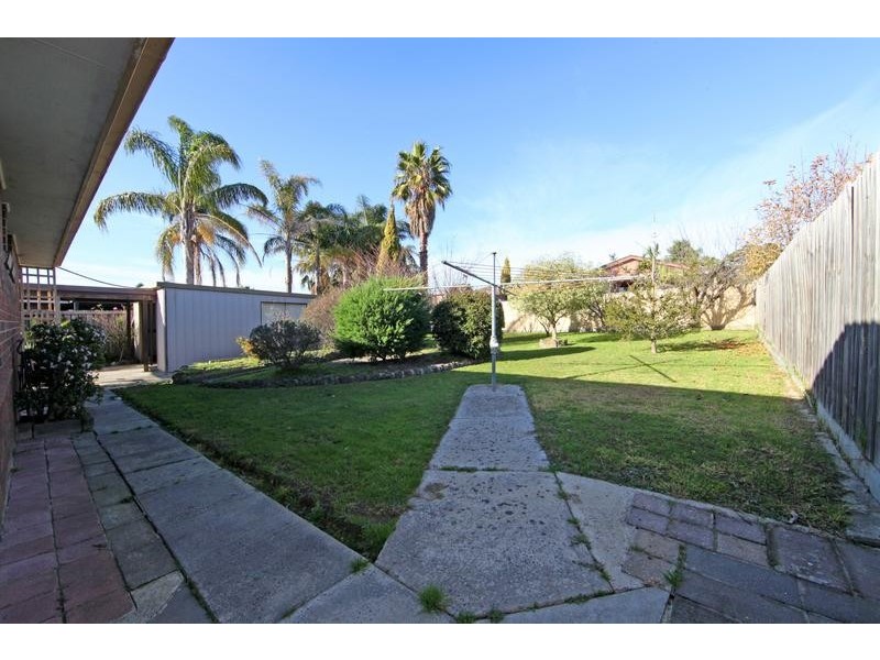 14 Eildon Parade, Rowville VIC 3178