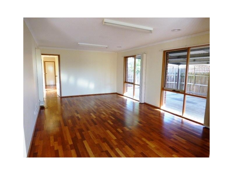 23 Laurel Crescent, Carrum Downs VIC 3201
