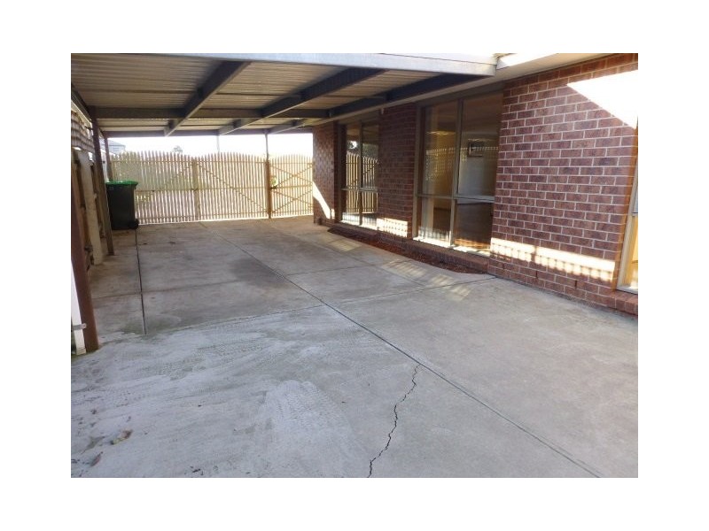 23 Laurel Crescent, Carrum Downs VIC 3201