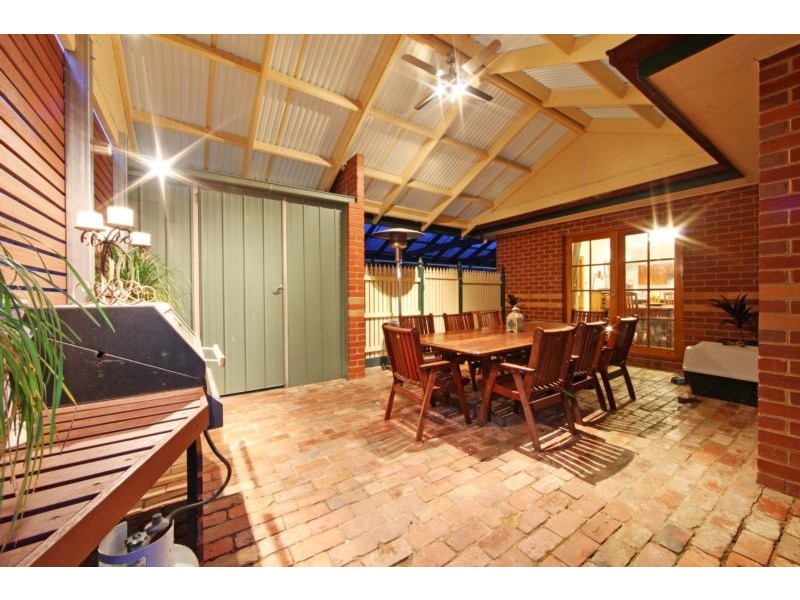 38 Trisha Drive, Rowville VIC 3178