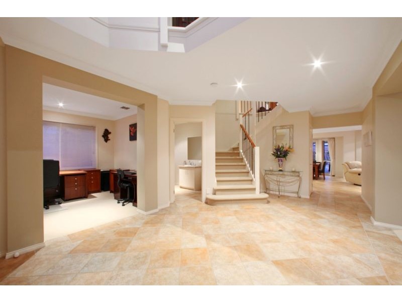 2 Faldo Court, Rowville VIC 3178