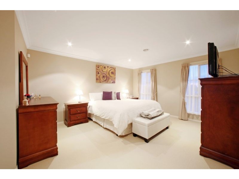 2 Faldo Court, Rowville VIC 3178