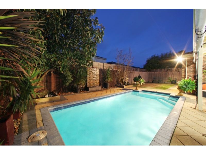 2 Faldo Court, Rowville VIC 3178