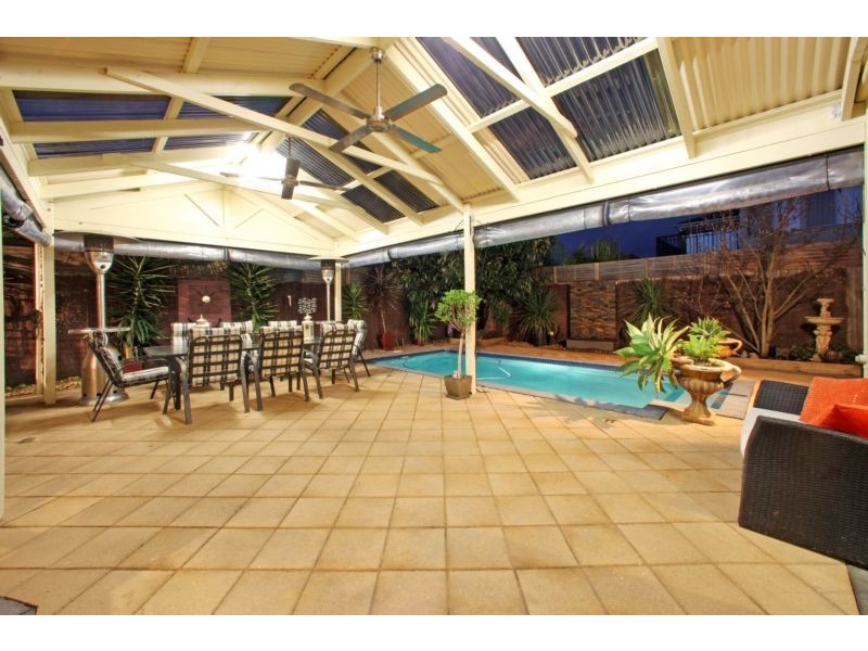 2 Faldo Court, Rowville VIC 3178