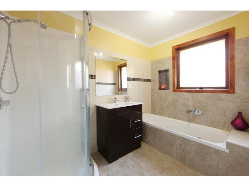 69 Taylors Lane, Rowville VIC 3178