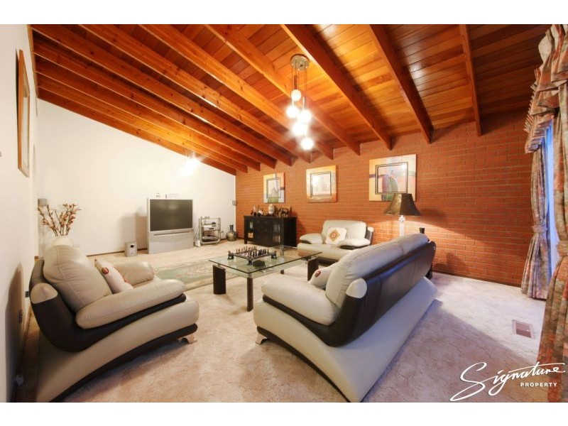 84 Kellbourne Drive, Rowville VIC 3178