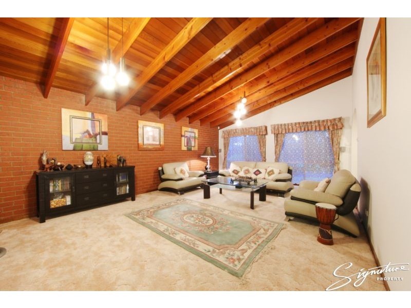 84 Kellbourne Drive, Rowville VIC 3178