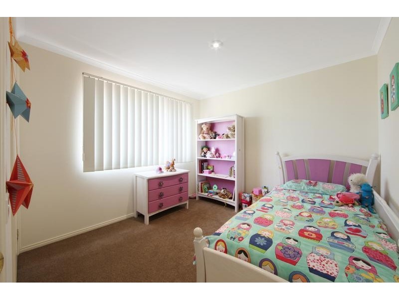 33 Fairway Drive, Rowville VIC 3178
