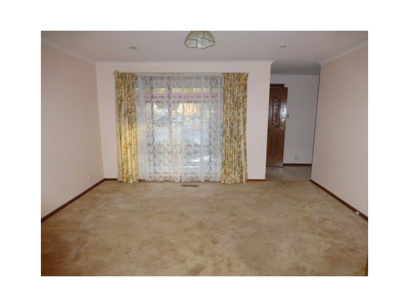 332 Dandelion Drive, Rowville VIC 3178