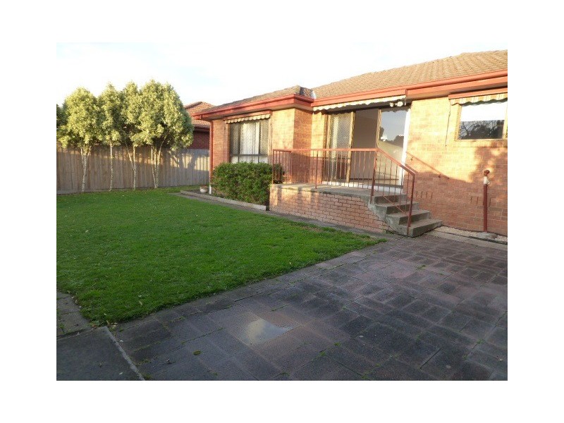 332 Dandelion Drive, Rowville VIC 3178