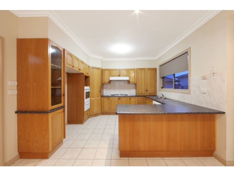 11 Ashbrook Close, Rowville VIC 3178