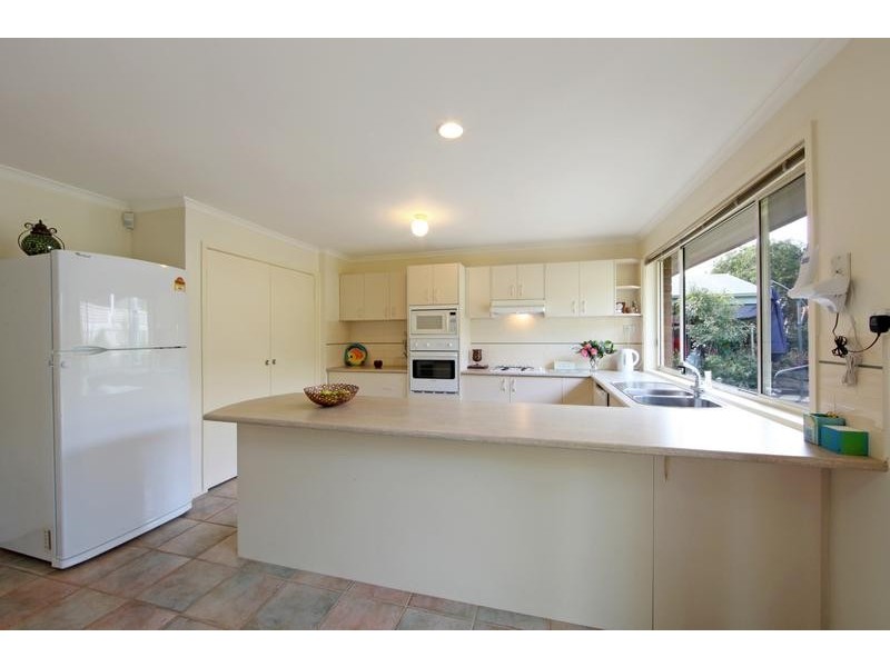 49 Quail Way, Rowville VIC 3178