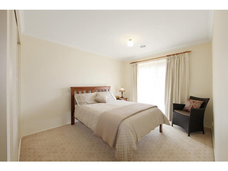 49 Quail Way, Rowville VIC 3178