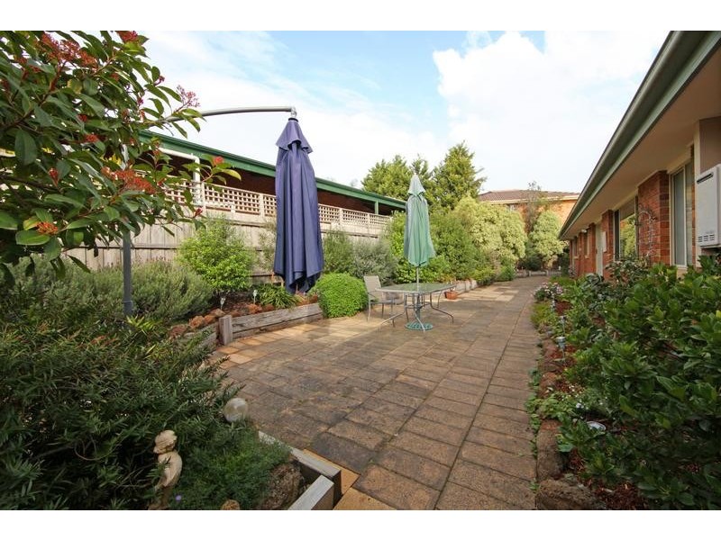 49 Quail Way, Rowville VIC 3178
