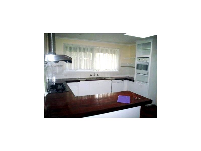 4 Avalon Road, Rowville VIC 3178