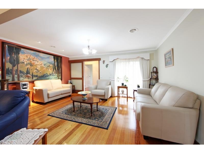 19 Riding Way, Ferntree Gully VIC 3156