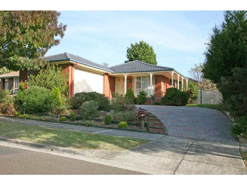 12 Crusoe Drive, Lysterfield VIC 3156