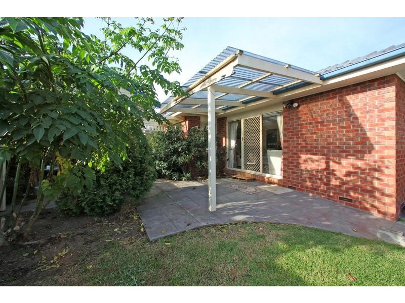 12 Crusoe Drive, Lysterfield VIC 3156