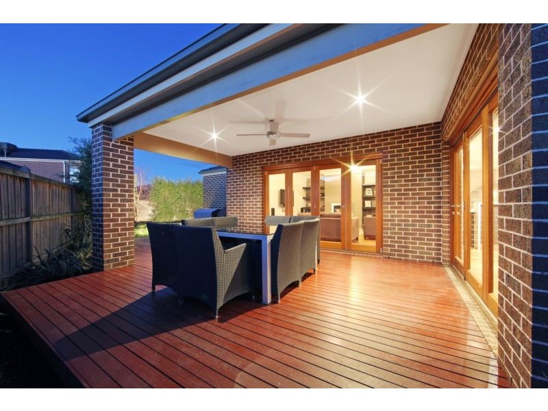 97 Victoria Knox Avenue, Rowville VIC 3178