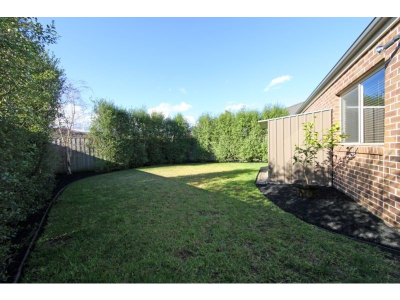 97 Victoria Knox Avenue, Rowville VIC 3178