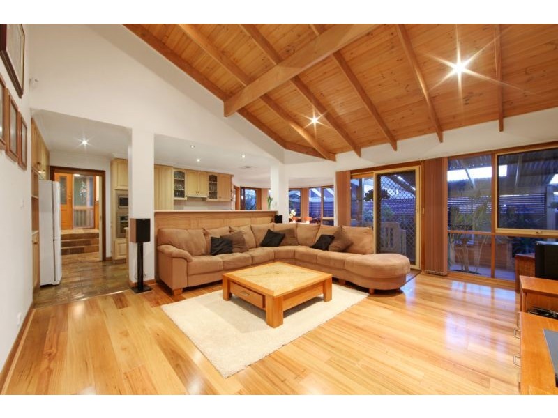 4 Lawncliffe Court, Rowville VIC 3178