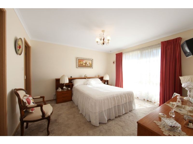 19 Trevena Close, Rowville VIC 3178