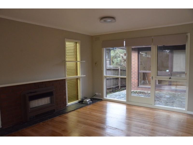 12 Neera Court, Glen Waverley VIC 3150