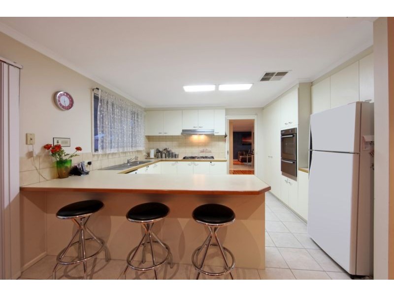 36 Clondara Drive, Rowville VIC 3178
